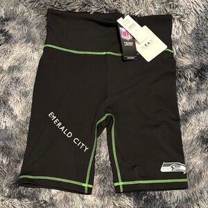 Seahawks NWT biker shorts size small black